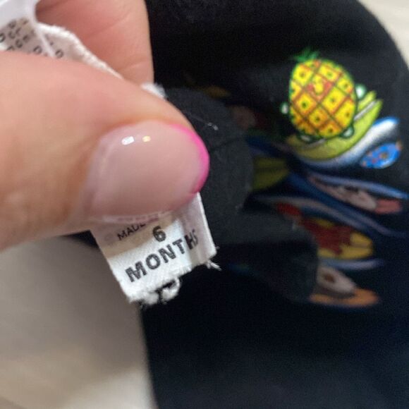 2- baby Hawaiian print T-shirts- Size 6 months - Picture 4 of 5